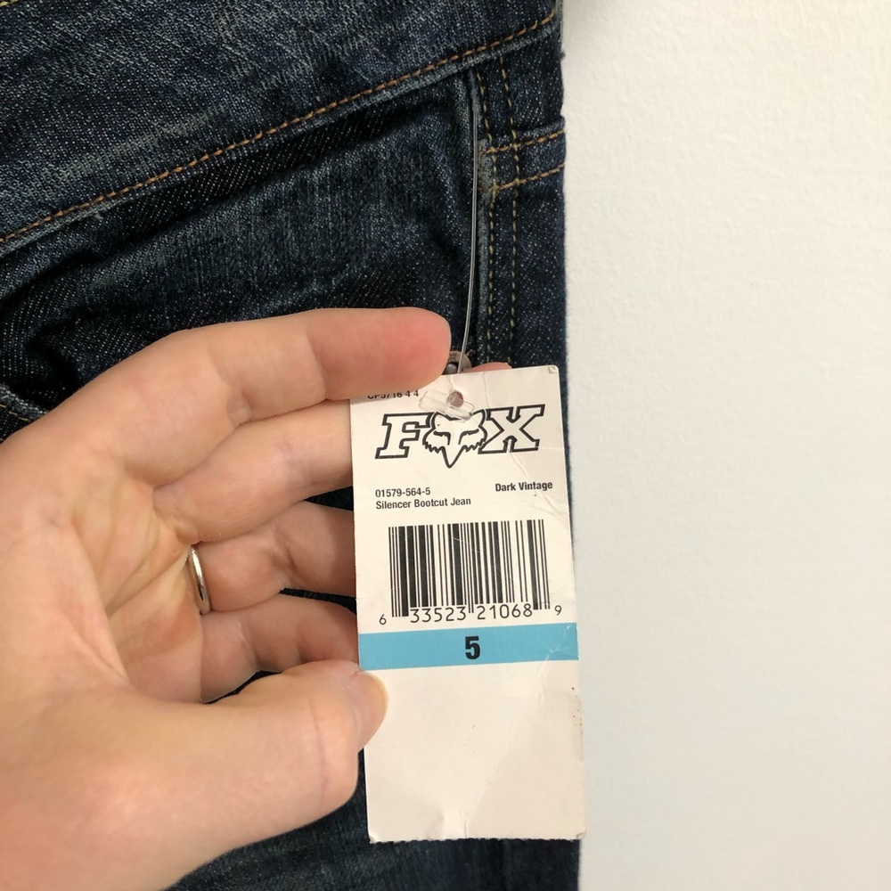 NWT Fox Low Rise Jeans - Picture 8 of 15